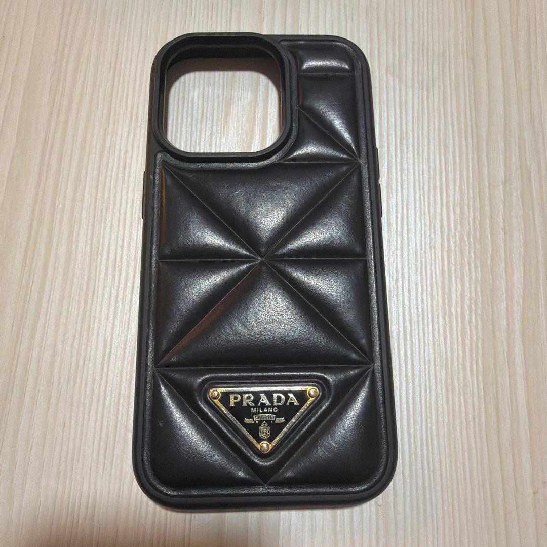 PRADA ブラック レザー iPhoneケース
