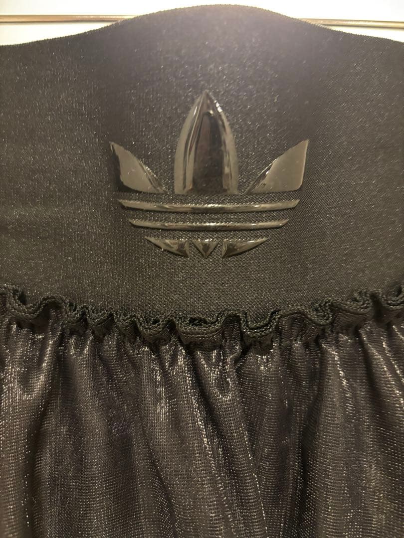 【新品未使用】アディダスオリジナルス　ウエストバンドチュールスカート