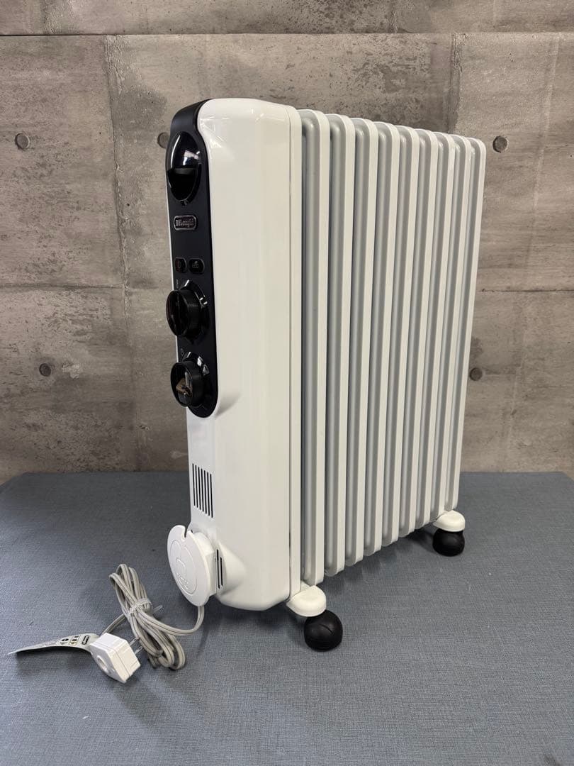 ☆DeLonghi オイルヒーター 1500W(RHJ35M1015-BK)