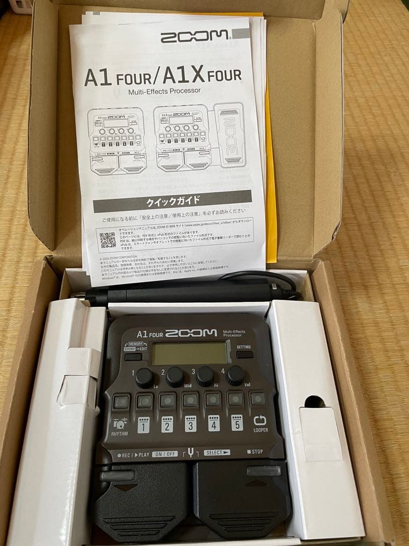 ZOOM A1 FOUR マルチエフェクトプロセッサー