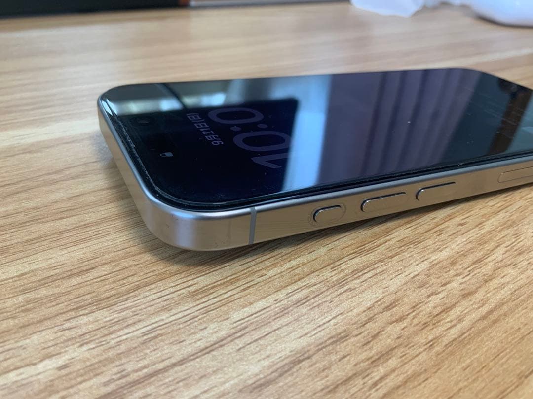 Apple iPhone 15 Pro ナチュラルチタニウム 128G