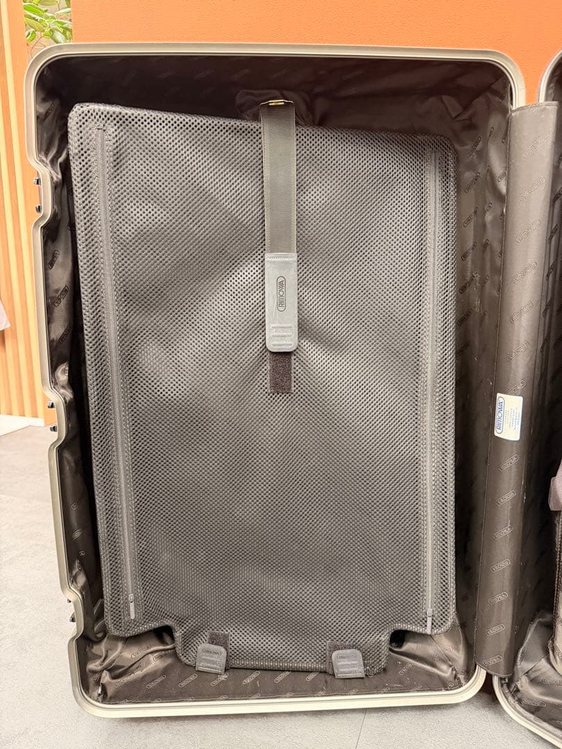 【正規品】RIMOWA リモア TOPAS TITANIUM 82L