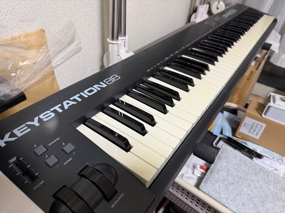 M-AUDIO KEYSTATION 88 MIDIキーボード