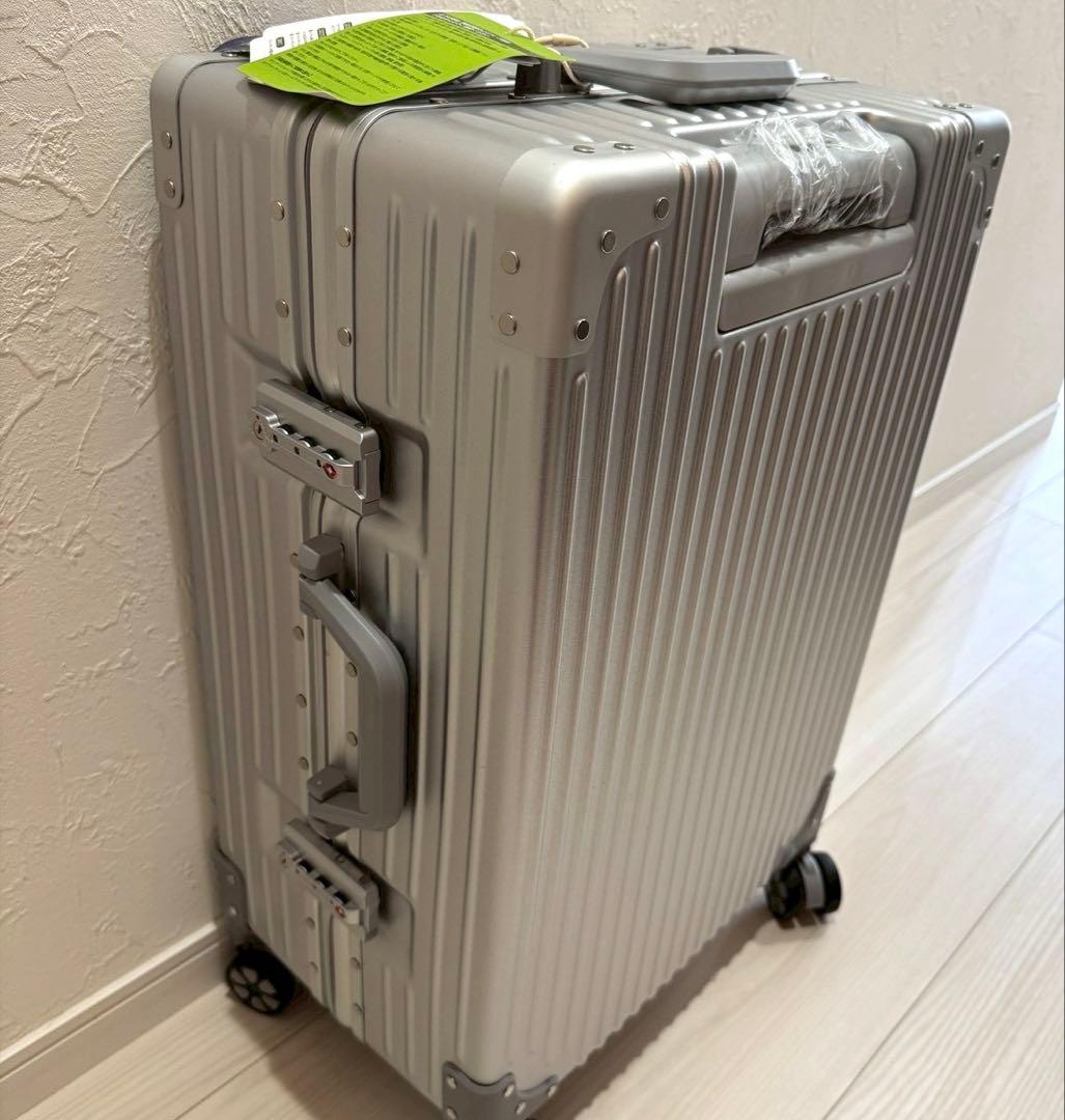スーツケース 大型 アルミフレーム キャリー ケース機内持ち込み 軽量 シルバー