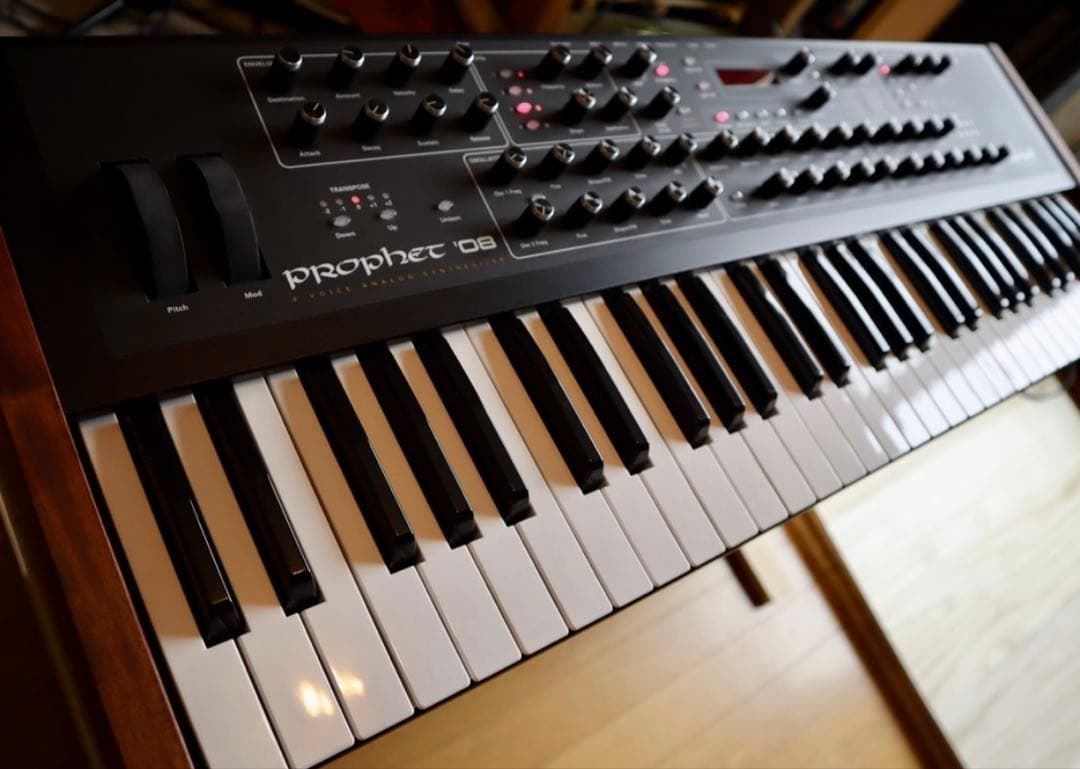 チ*ラ様 SEQUENTIAL Prophet'08 PE 61鍵シンセサイザー