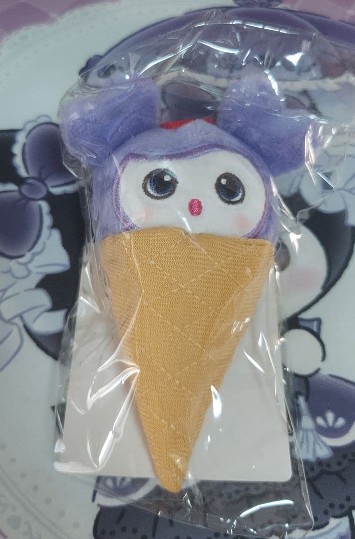 TWICE LOVELYS アイス ぬいぐるみ バッチ サナ サブリー