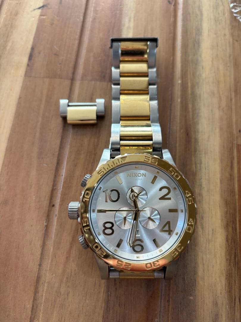 NIXON THE 51-30 CHRONO 腕時計 シルバー/ゴールド