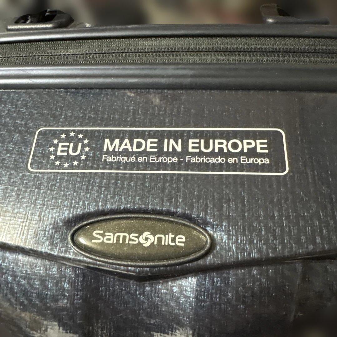 軽量サムソナイトキャリーケース美品68リットル