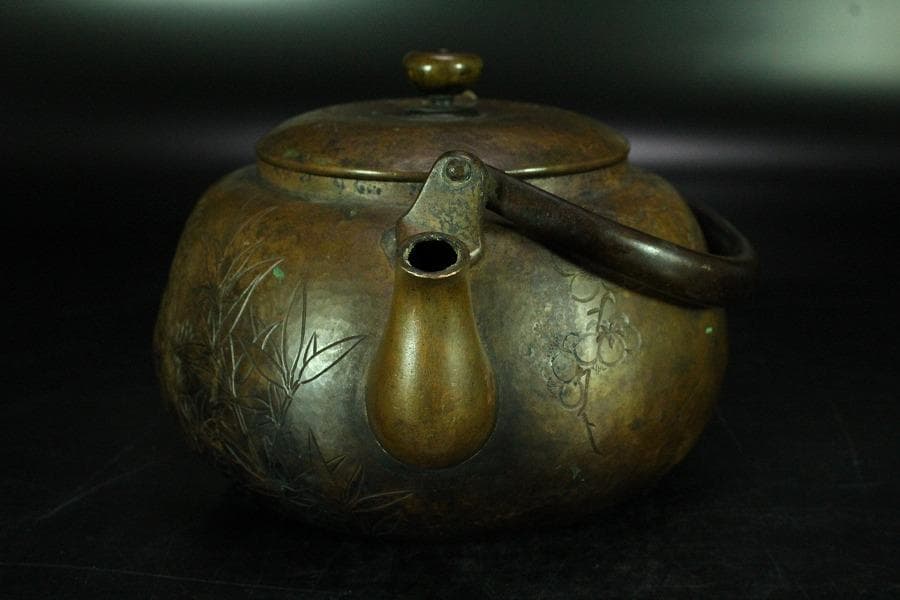 煎茶 銅 刻 梅紋 五郎三郎 在銘 銅瓶 時代物(K-LC756)