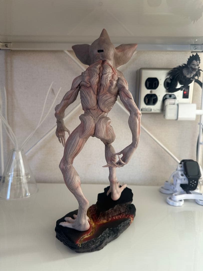 STRANGER THINGS ストレンジャーシングス　デモゴルゴン　フィギュア