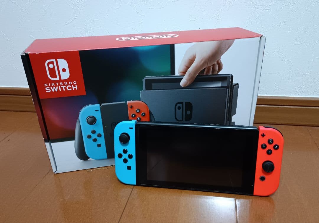 Nintendo Switch 【中古・美品】