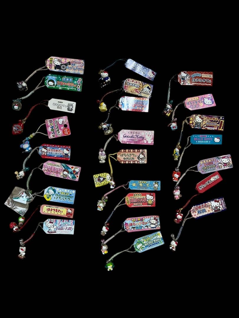 ハローキティ ストラップ　まとめ売り　根付け　ご当地など　120個　キティちゃん