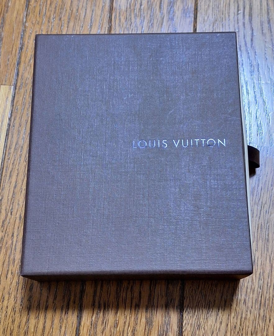 美品！LOUIS VUITTON ポルトフォイユ ヴィエノワ がま口二つ折り財布