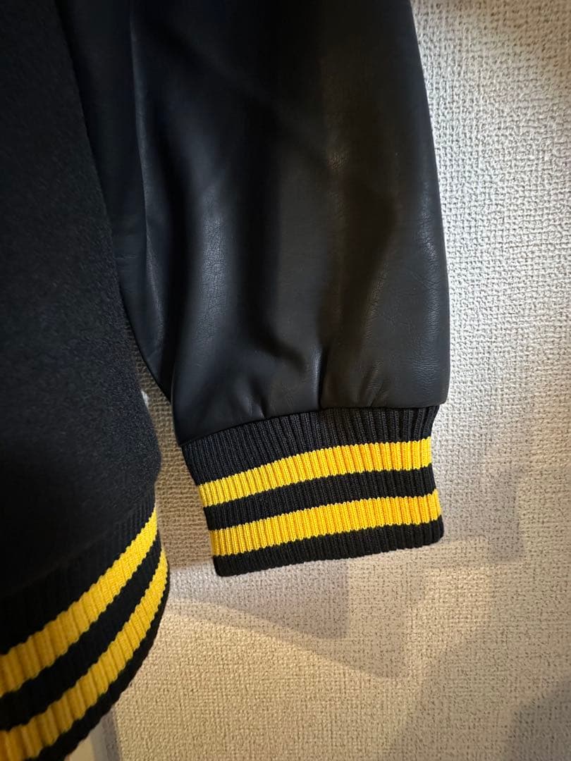 MAN WITH A MISSION スタジャン　ＸＬ