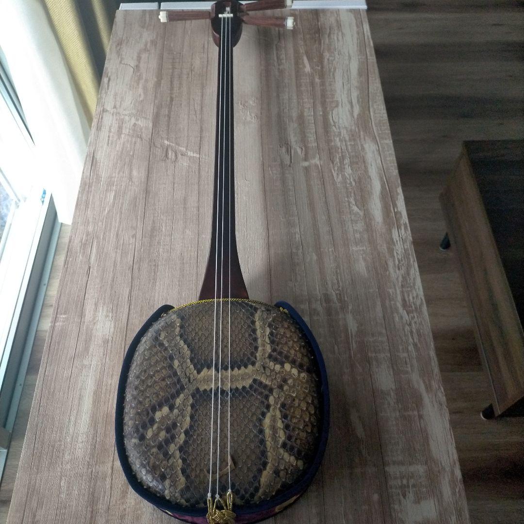 沖縄三線 本皮 三線 沖縄 皮破れなし 蛇皮 本蛇革 琉球 和楽器 弦楽器