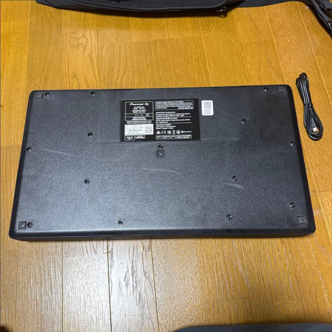 Pioneer DJ DDJ-FLX4 コントローラー＋専用バッグ付