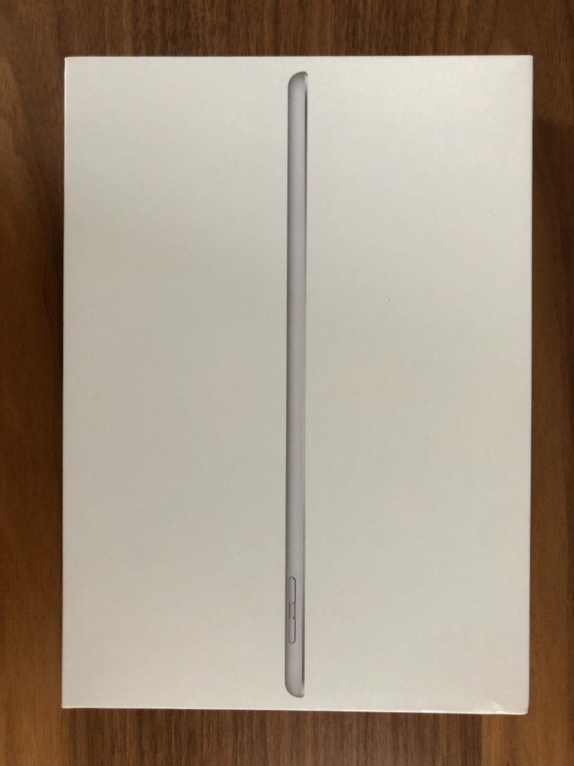 【美品】iPad 第6世代 シルバー 32GB 9.7インチ
