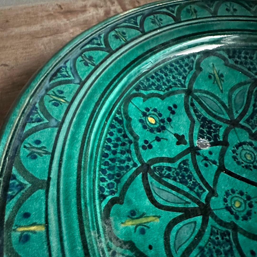 ブルガリア陶器　トロヤン焼　青釉内花柄　壁掛けデザイン　大皿　アンティーク