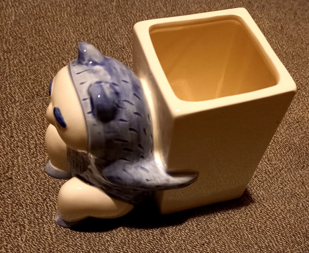 未使用　貴重　当時物　伝染るんです　かわうそ　ペン立て　陶器製