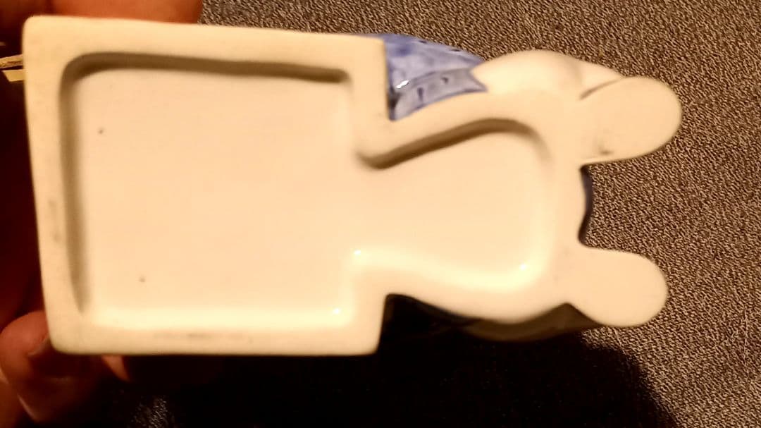 未使用　貴重　当時物　伝染るんです　かわうそ　ペン立て　陶器製