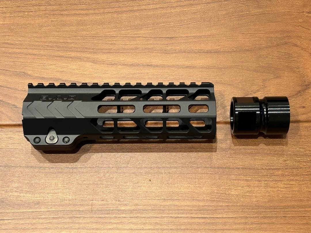 実物BAD WORKHORSE 6.7in ハンドガード トレポンPTW MWS