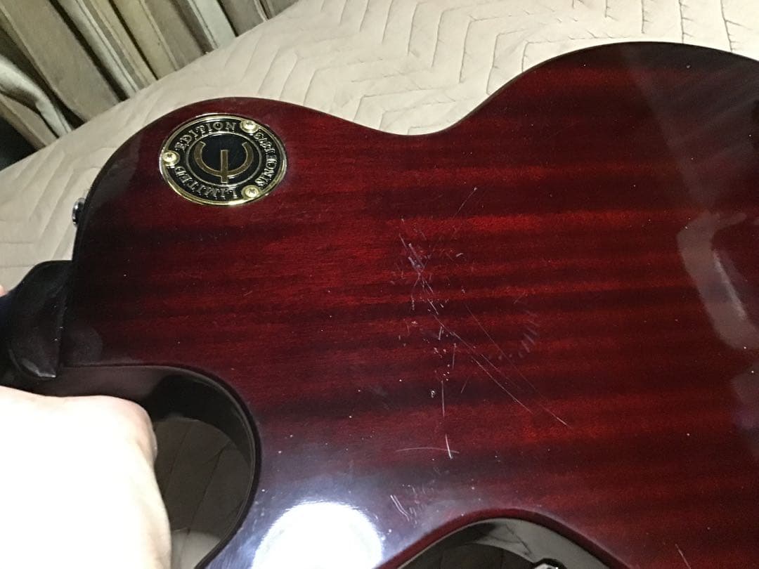 Epiphone Les Paul ハードケース付