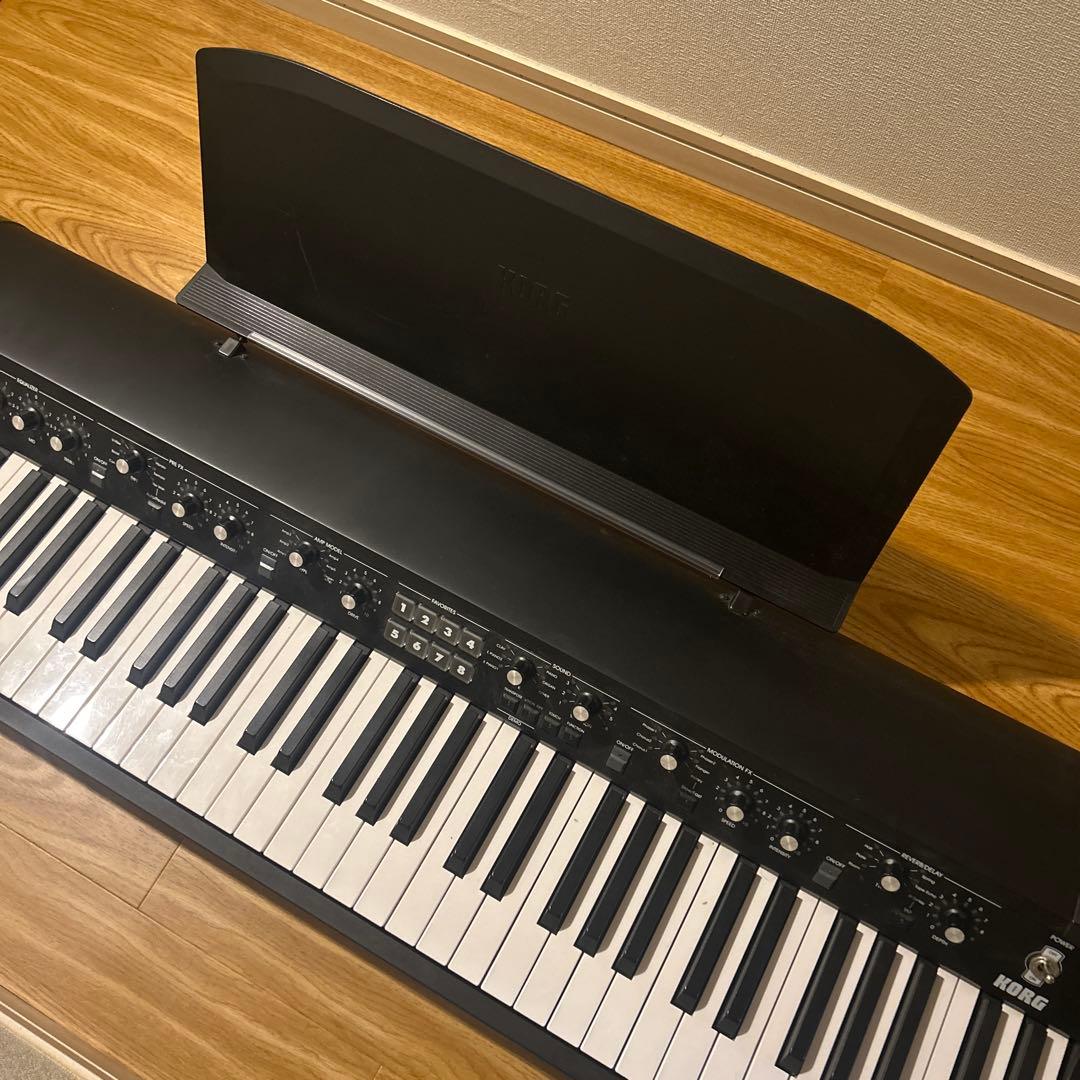 都内引き取り限定　KORG SV-1 73鍵 ペダル付　キャスターケース付き