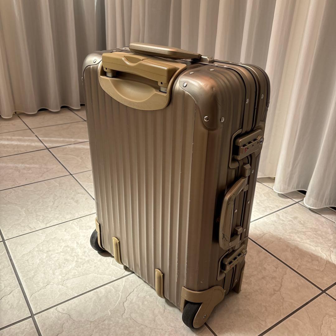 RIMOWA スーツケース