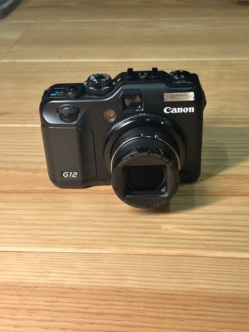 Canon キャノン PowerShot G12 バッテリー3個、充電器