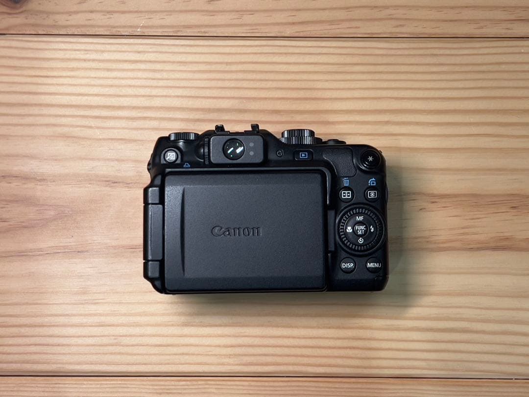 Canon キャノン PowerShot G12 バッテリー3個、充電器