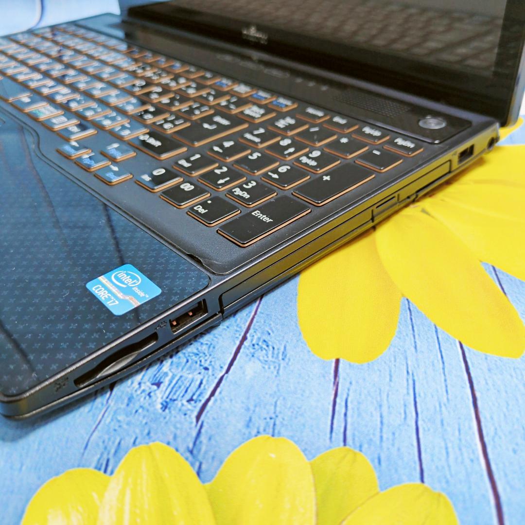 タッチパネル✨corei7✨Windows11欲張りSSDノートパソコン✨設定済