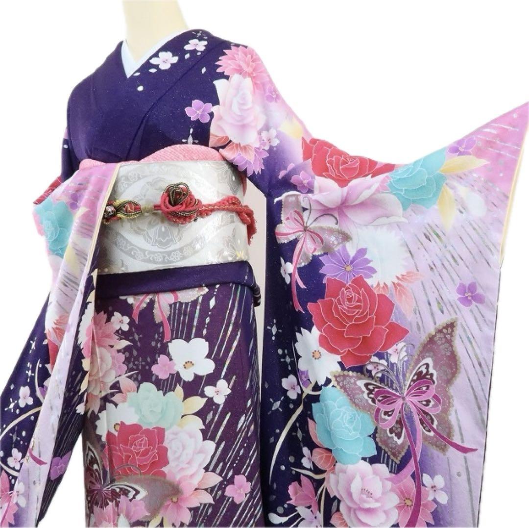 ヒロりん✺美品 正絹 銀通し 刺繍 蝶 薔薇 トール振袖 着物 A1744