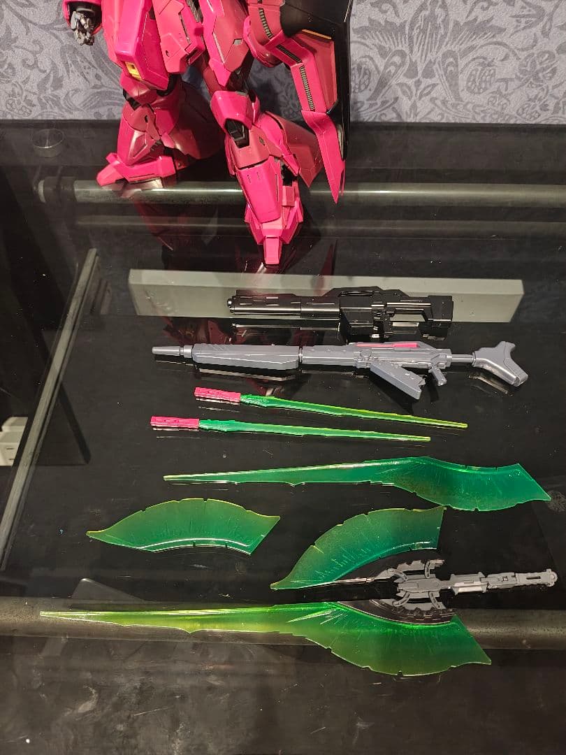 MG 1/100　サザビー　Ver.Ka　 *ジャンク