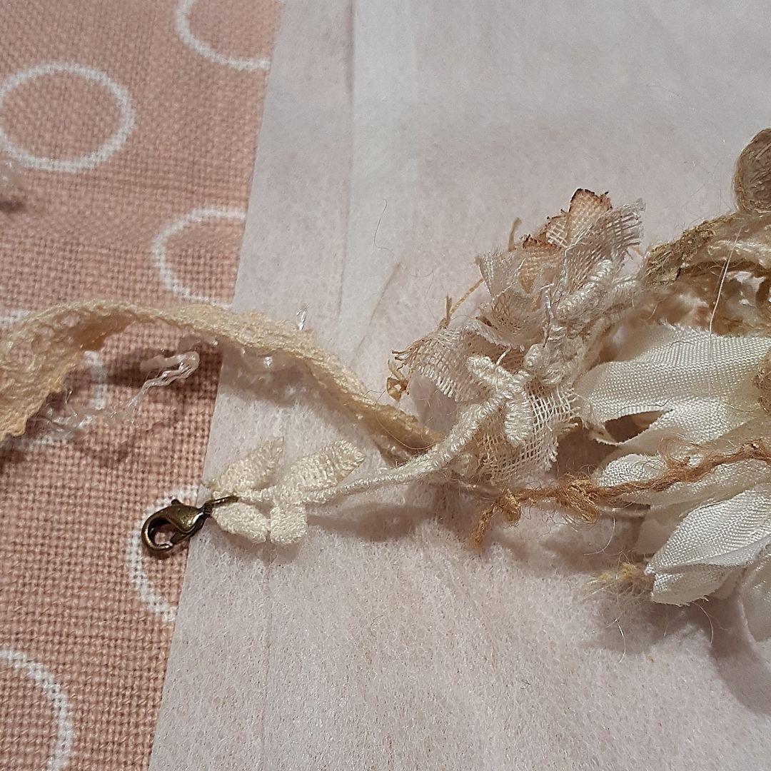 美品　エムスール　ヘアーアクセサリー　カチューシャ