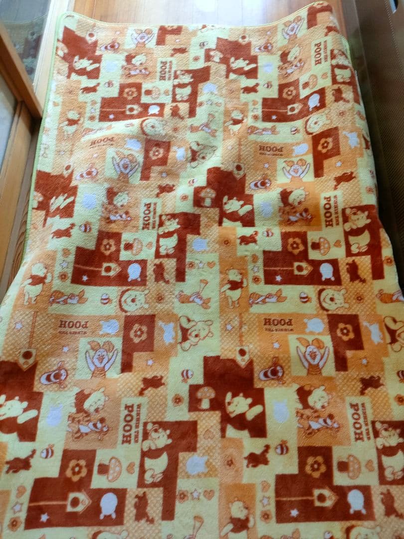 プーさん　じゅうたん　マット