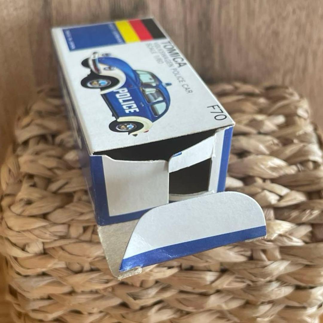 〈トミカ〉青箱 F70 フォルクスワーゲン ポリスカー ドイツ緑 (日本製)