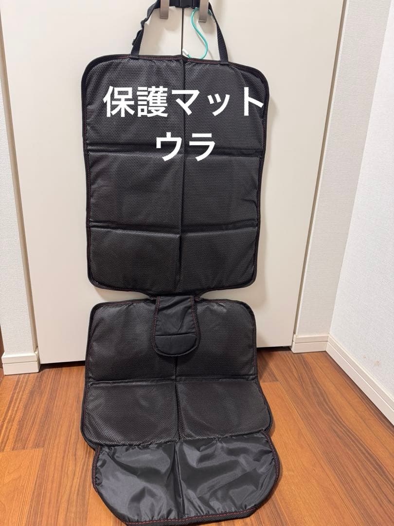 RECARO ジュニアシート ブラック/レッド　保護マット付き