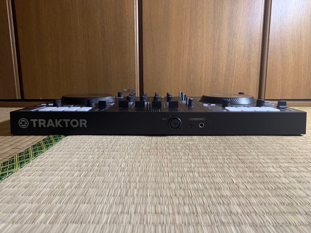 【値下げ中】TRAKTOR KONTROL S3