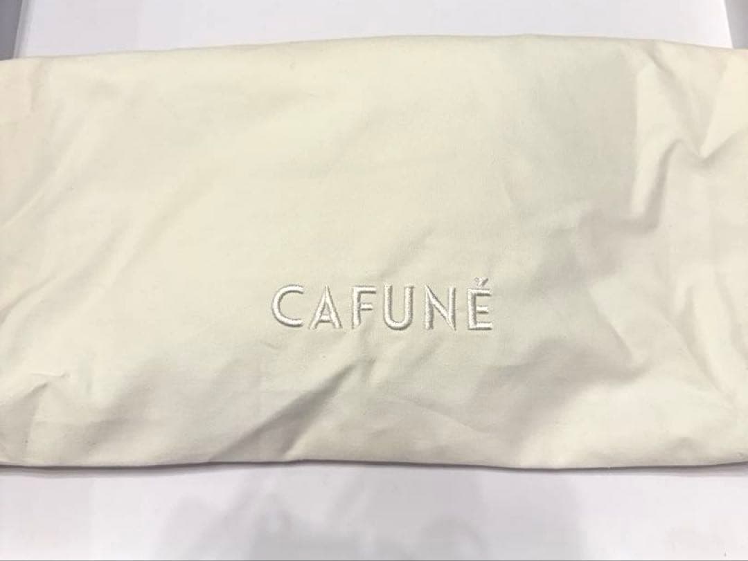 【美品】CAFUNE カフネミディアムスタンスバッグ　　黒