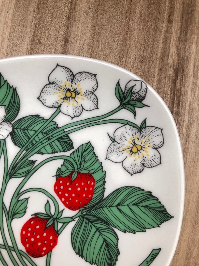 アラビア　ボタニカ　ウォールプレート　 野いちご