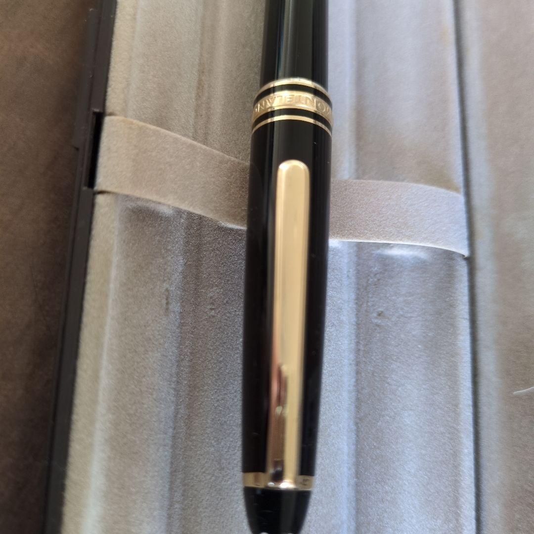 MONT BLANC ブラック ボールペン 本体
