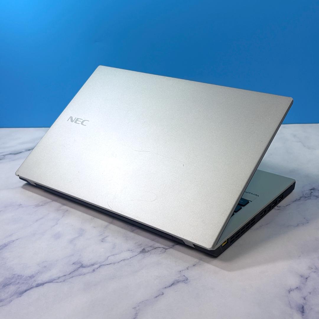 コンパクトサイズ★MSオフィス・Corei5・8GB・SSD・ノートパソコン