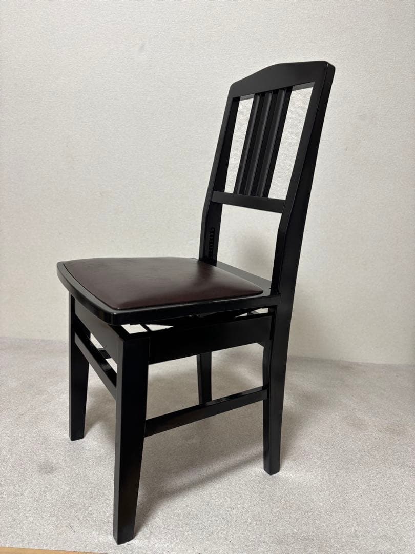 kawai トムソン椅子