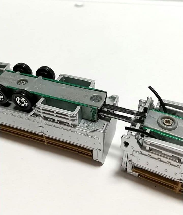 トミカ 改造 三菱ふそう スーパーグレート 家畜運搬車 フルトレーラー