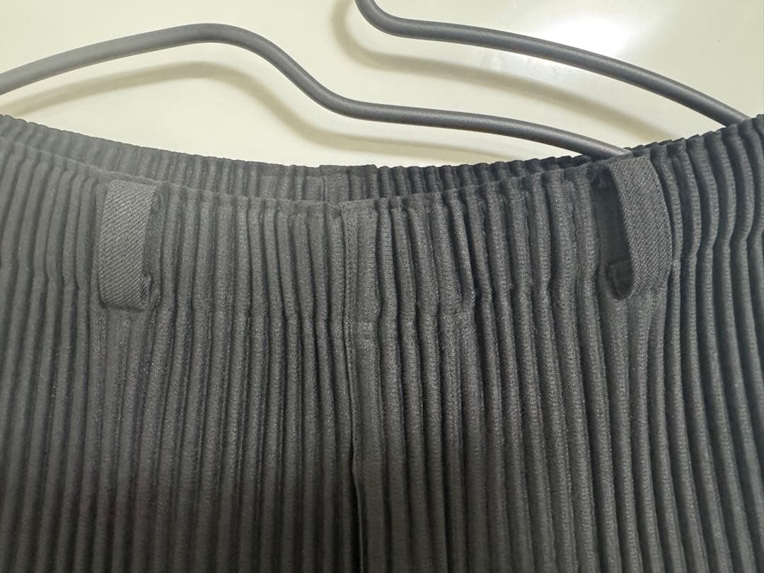 イッセイミヤケ プリーツパンツ ISSEIMIYAKE