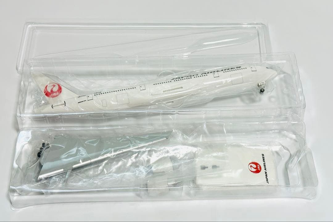 JALUX 1/200 777-200ER 日本航空　未組立品