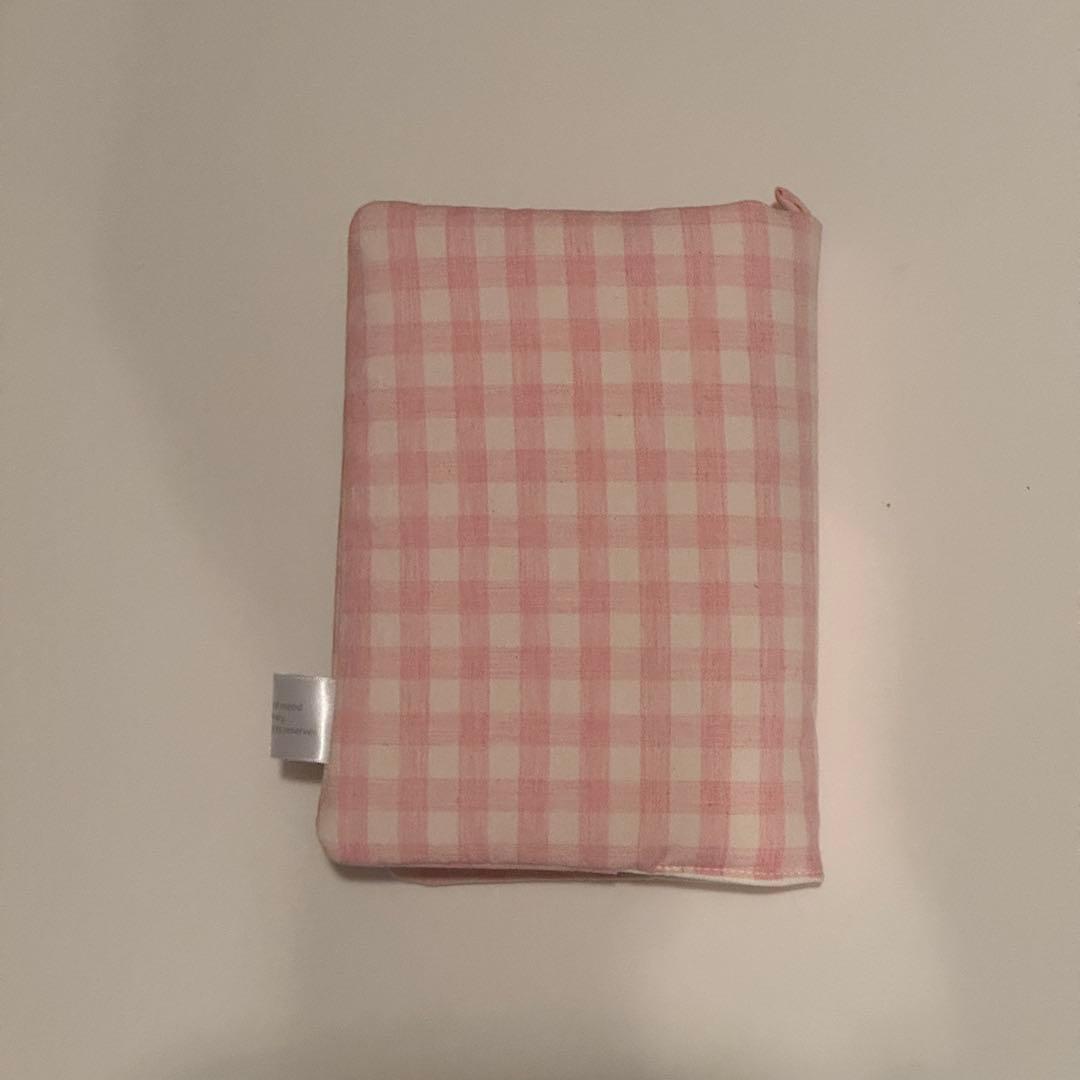 バインダーカバー　ピンクチェック　A6 韓国　貯金