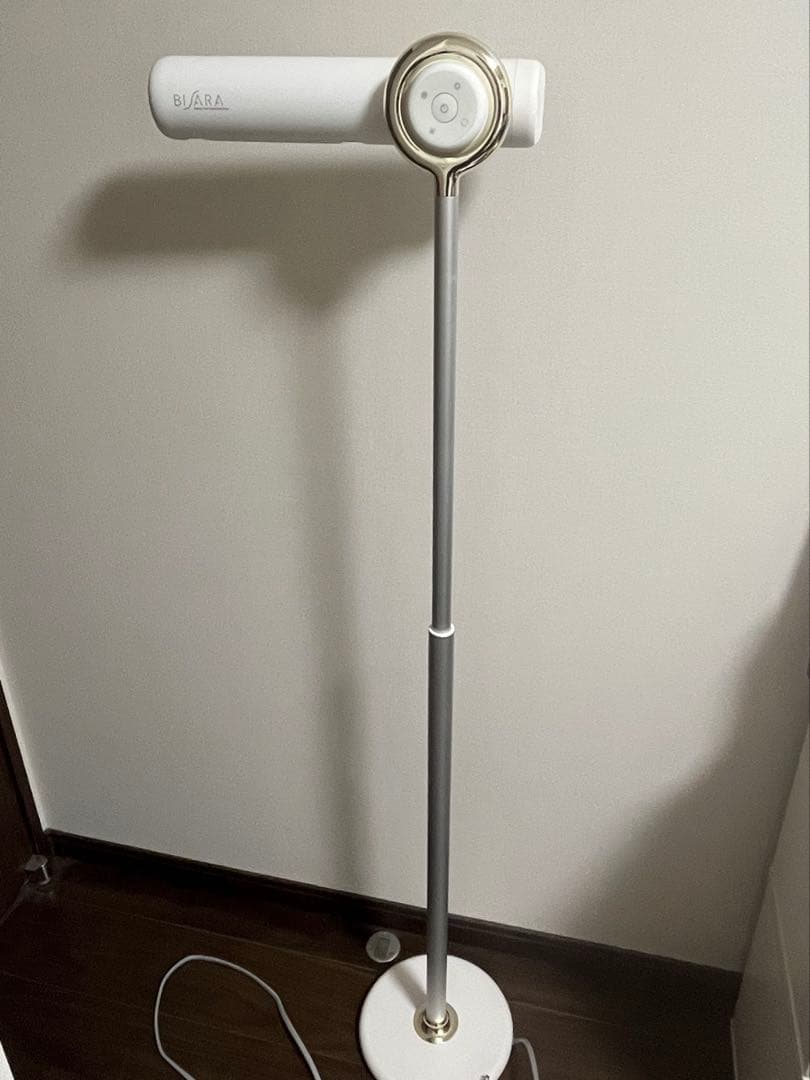 BISARA スタンド式ヘアドライヤー ミルキーホワイト箱有り二回使用