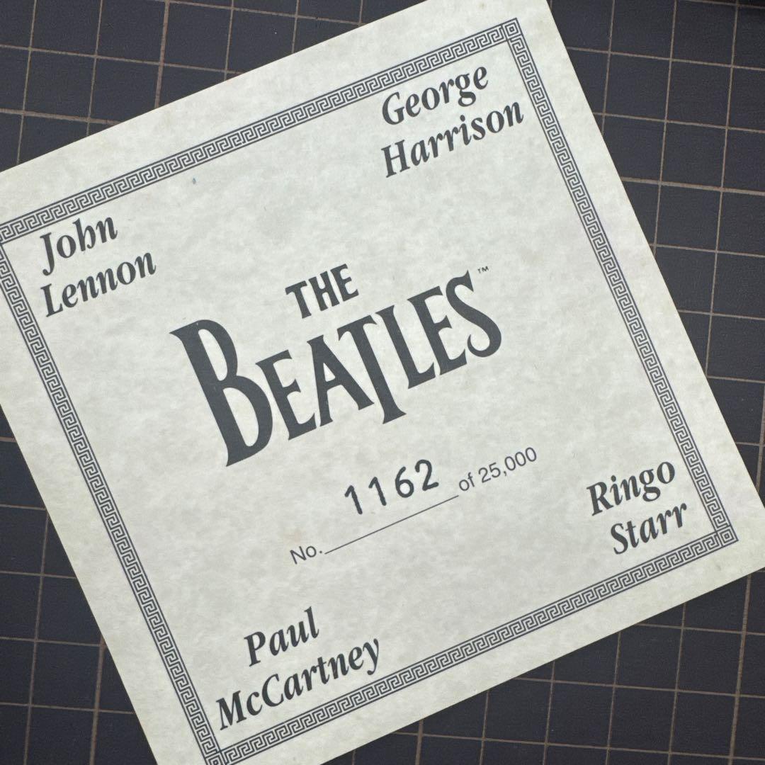 【限定品】THE BEATLES リミテッドエディション 記念硬貨セット