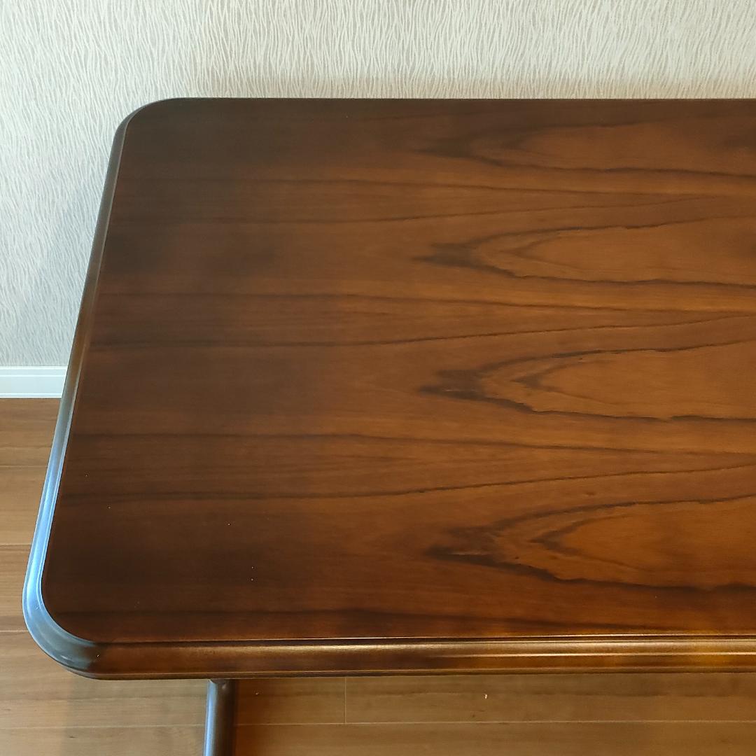 〈美品〉カリモク　コロニアル　ダイニングテーブル　天然木　ろくろ